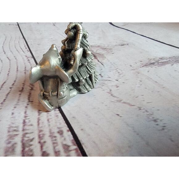 Hudson Pewter Christmas Tree Mouse Decorating Tree 1982 - Picture 3 of 10